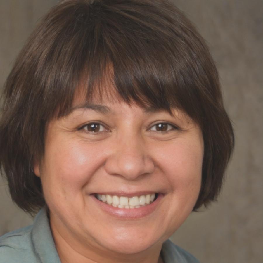 Emily Chen - Learning Experience Director
